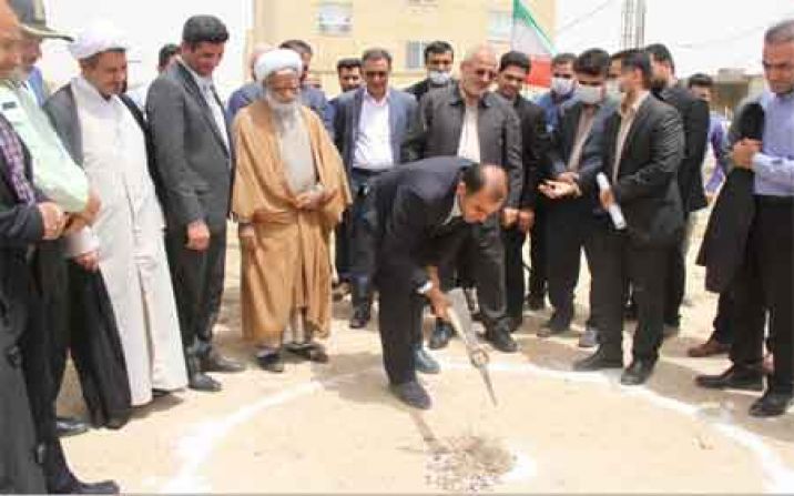 آغاز عملیات اجرایی ساخت 170 واحد مسکونی در استان قم آغاز عملیات اجرایی ساخت 170 واحد مسکونی در استان قم